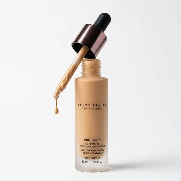 Fenty Beauty Pro Filt'r Soft Matte Longwear Foundation